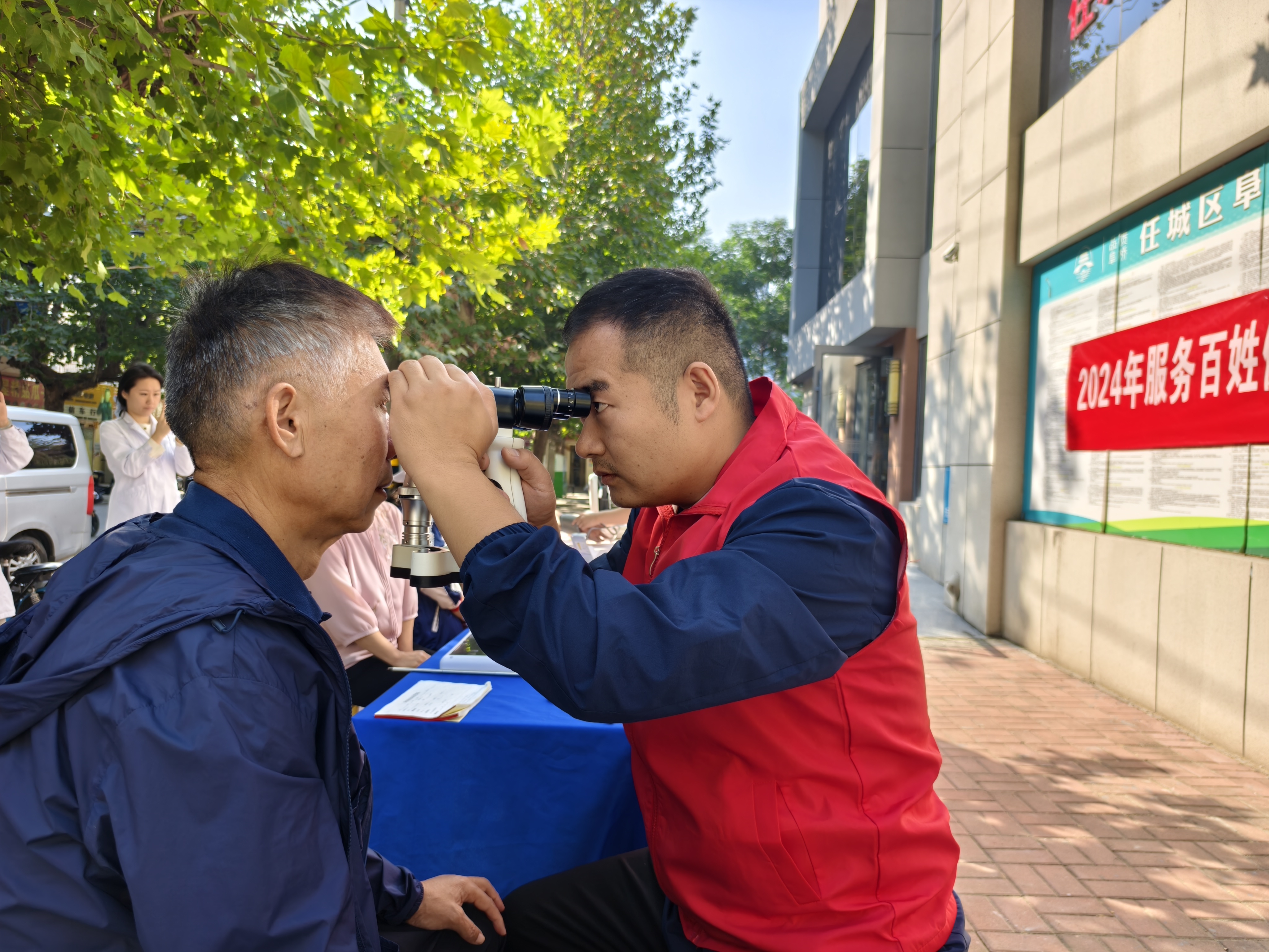 我院积极开展服务百姓健康行动公益活动